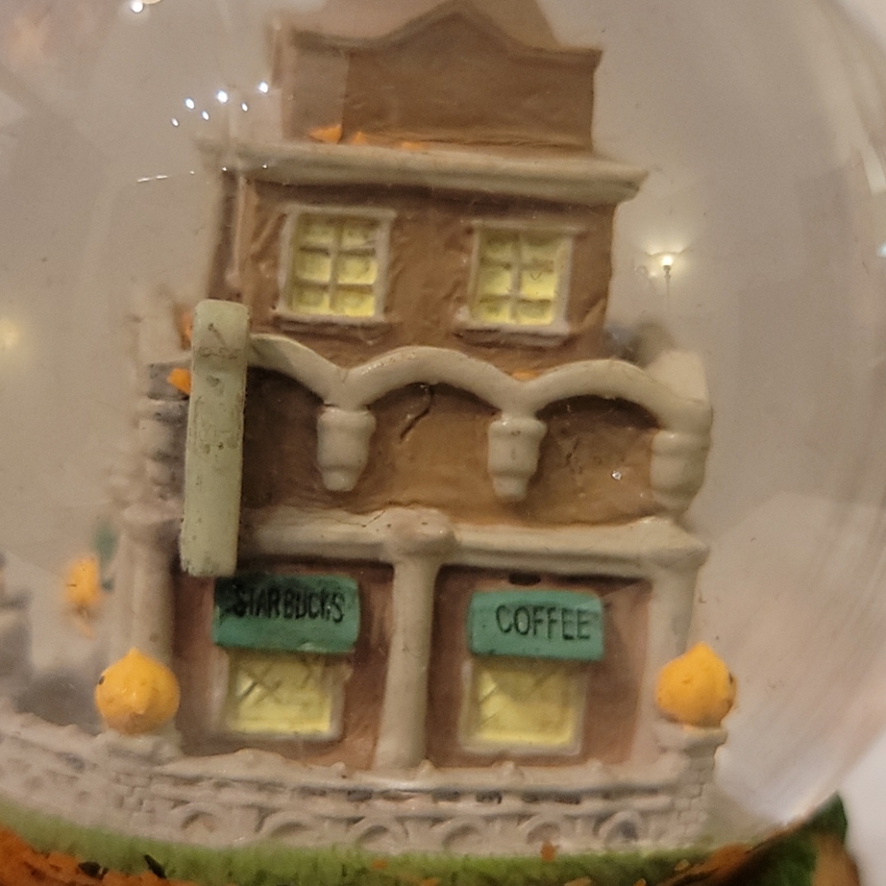 Starbucks Halloween Haunted House Snow globe SUPER RARE - Picture 10 of 12